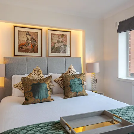 Charming 2 Bed Flat In Knightsbridge London Balcony View Of Harrods Apartamento Exterior foto