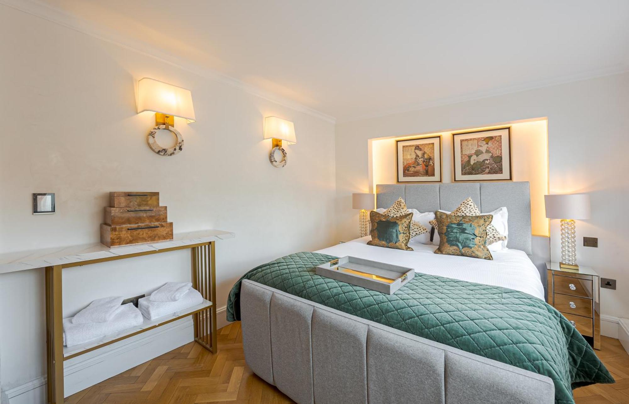 Charming 2 Bed Flat In Knightsbridge Balcony View Of Harrods Apartment *