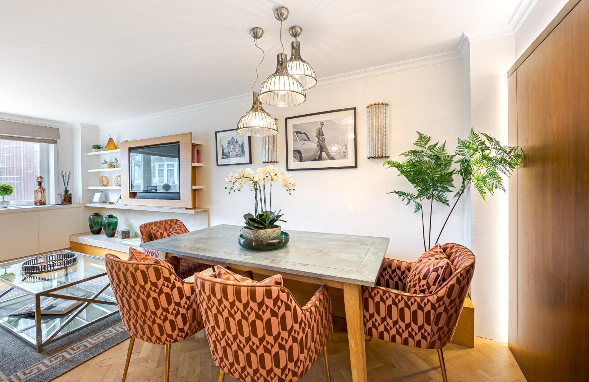 Charming 2 Bed Flat In Knightsbridge Balcony View Of Harrods * London